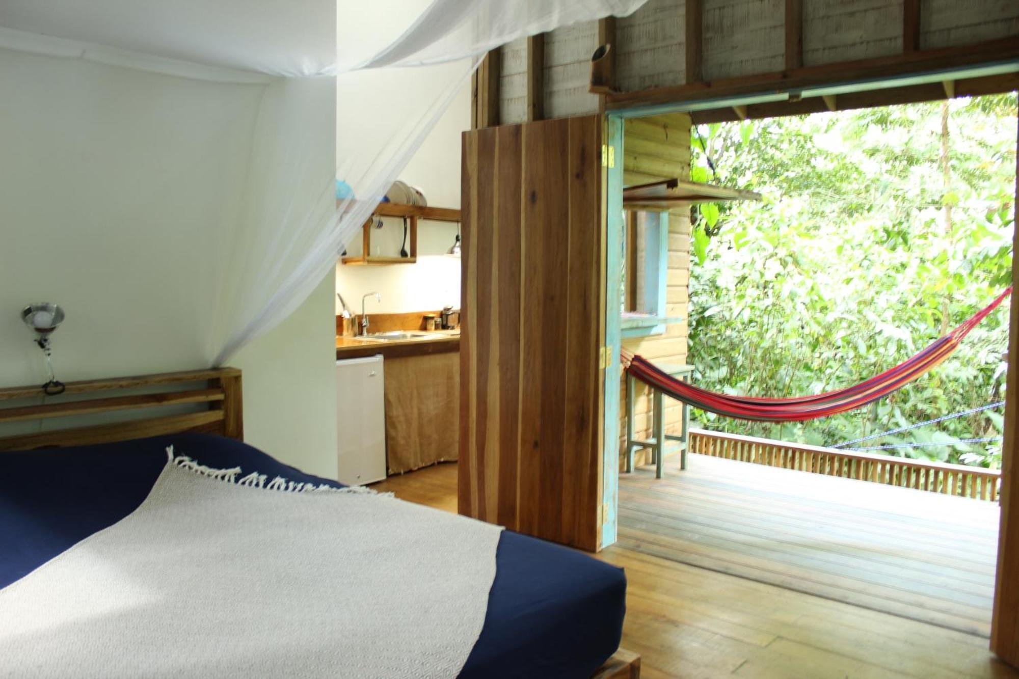 Jungle Paunch Villa Bocas Town Bagian luar foto